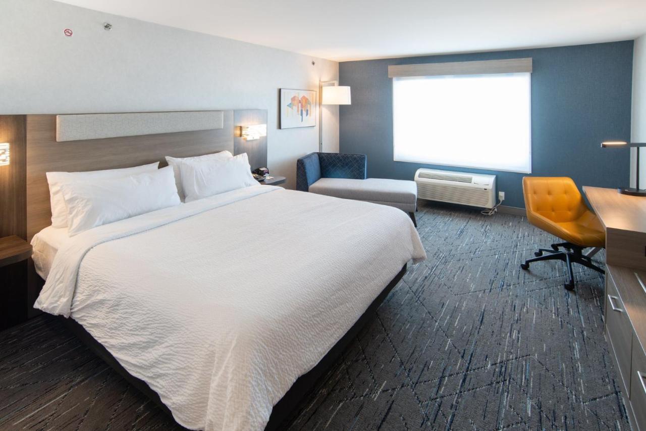 Holiday Inn Express & Suites - Moose Jaw By Ihg Luaran gambar